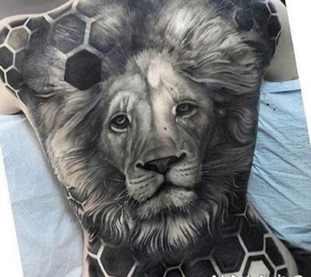 欧美黑白风格的写实9组大满背纹身作品