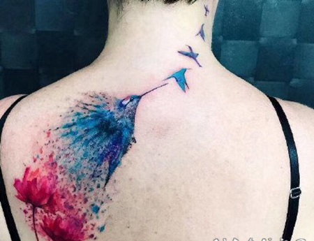 女生脖子纹身 女孩子颈部的小清新纹身图片