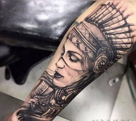 印第安美女的写实纹身作品图片