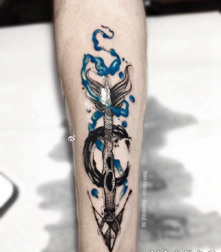 小臂箭矢纹身 小臂位置的好看箭矢纹身图案