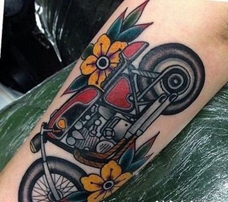 摩托车纹身 机车爱好者的机车纹身图片