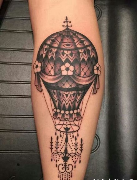 漂亮的小清新热气球纹身图片