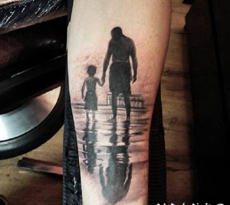 亲情纹身 有爱的父爱母爱家庭的亲情纹身图片