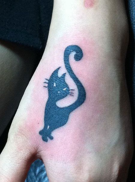 虎口小猫纹身图案