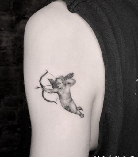 纹身小天使 西方爱神丘比特小天使的纹身图片