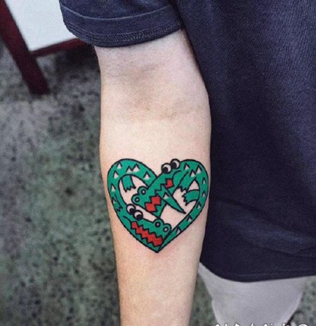 小可爱的创意心形动物小心心纹身图片