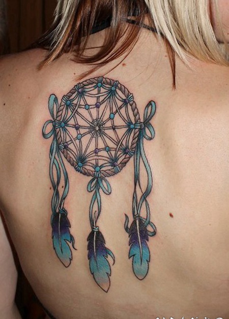 捕获美丽梦幻的捕梦网纹身图片