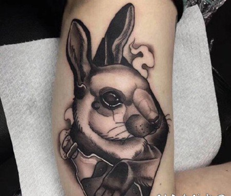 可爱的水彩小兔子纹身图案欣赏