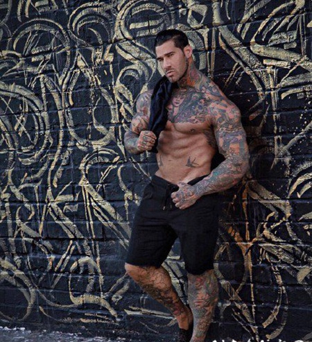 纹身型男图片 肌肉纹身帅哥的图片欣赏