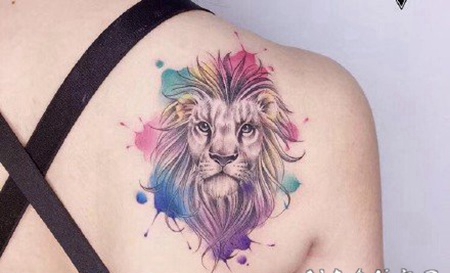 女生的漂亮彩色小清新纹身图片