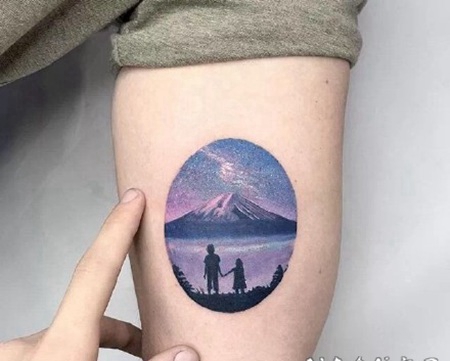 可爱的彩色圆形小纹身图案欣赏