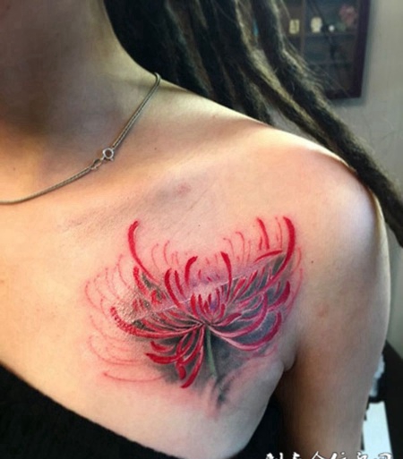 飘香彼岸花，胸部彼岸花彩绘纹身图案