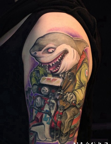 机车少年，有趣的鲨鱼New Shool卡通纹身