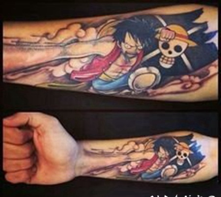 1小腿等部位的海贼王路飞索隆艾斯纹身图案