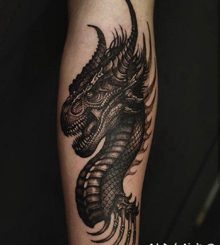 暗黑骷髅纹身 黑灰色的个性骷髅纹身图片