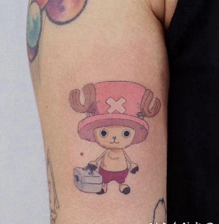 少女心爆棚的童年卡通动漫人物纹身图片