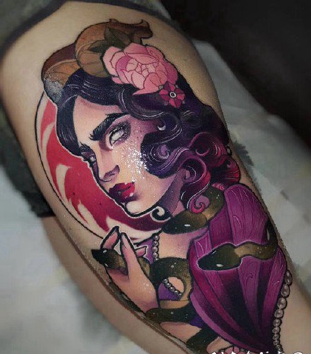 女郎纹身 水彩色的女郎纹身作品图片