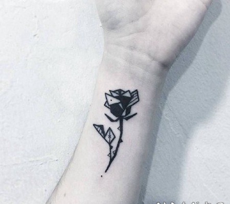 小清新的黑灰小纹身图片