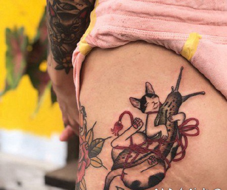 日式风格的传统猫纹身图片