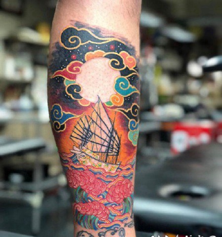 日式浮世绘腾云祥云主题的小纹身图片