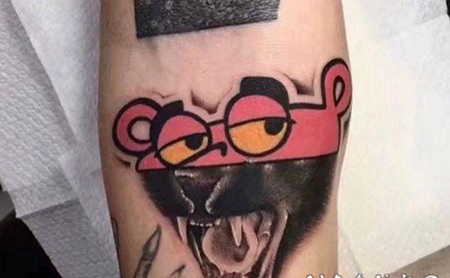 粉红豹纹身 可爱的卡通粉红豹纹身图片