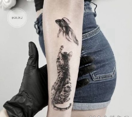 黑色猫纹身 黑色的猫主题纹身图片