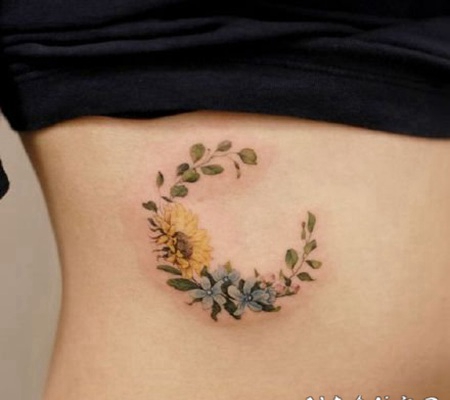 纹身向日葵图案 小清新的向日葵纹身图片