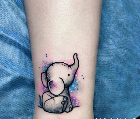 可爱小象纹身 很可爱的小象纹身图片欣赏