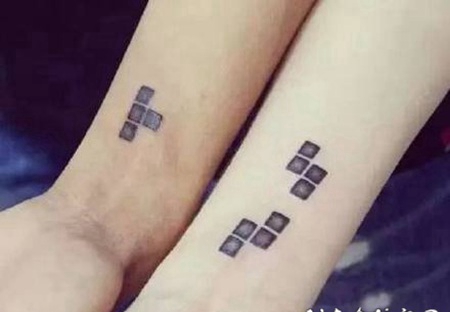 恋人成对纹身 适合情侣的小清新纹身图片