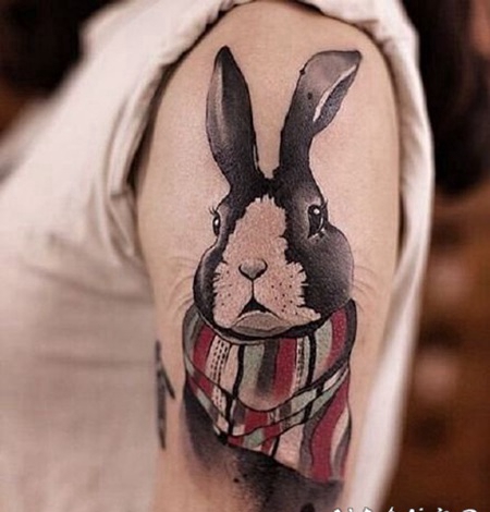 水墨风格的兔子纹身图片