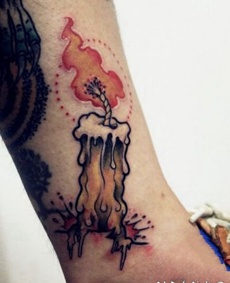 欧美纹身蜡烛 school风格的蜡烛纹身图案