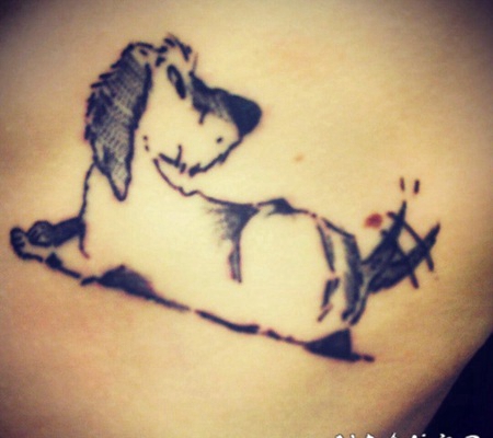 狗纹身图案 形态各异的狗纹身图案