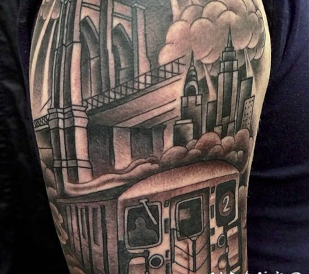 创意纹身图片 飞速行驶的地铁纹身图案