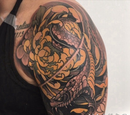 纹身蛇图片 冰冷而又无情的蛇纹身图案