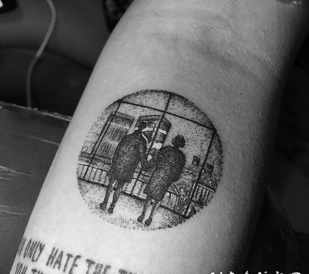 黑灰纹身图案 格外具有创意色彩的黑灰色纹身图案