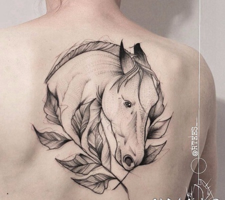 骏马纹身图案 雄姿勃勃的骏马纹身图案