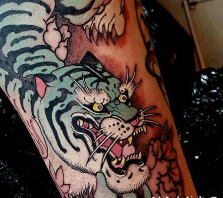 传统纹身图案 颜色鲜艳的传统彩色小纹身图案