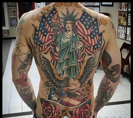 自由女神纹身 庄严而的自由女神像纹身图案