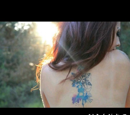 小雪花纹身图案 小清新可爱多姿的雪花纹身图案