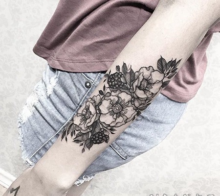 纹身黑色 炫酷而又低调的黑色纹身图案