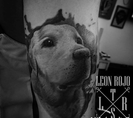 小狗纹身 霸气生动可爱的小狗纹身图案