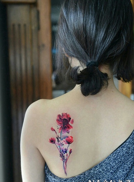 繁花似锦，后背花卉纹身