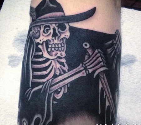 骨头纹身图案 技巧多样的骨头纹身图案