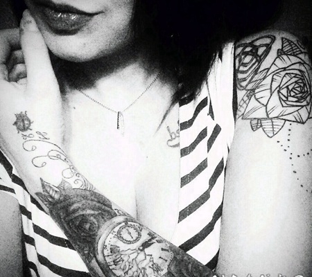 钟表纹身图案 分秒时刻滴答的钟表纹身图案