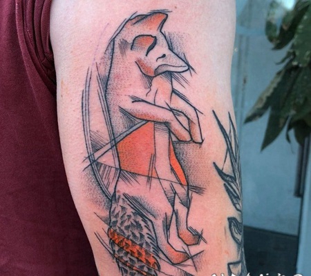 狐狸纹身图 生动而又狡黠的狐狸纹身图案