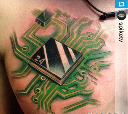 创意纹身男 适合IT男创意而又奇特的电脑纹身图案