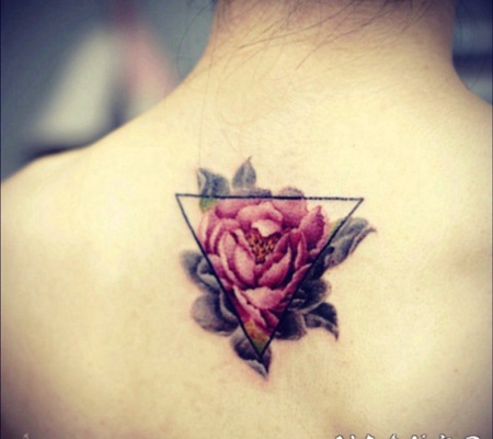 三角形纹身图 9组设计感十足的几何三角形创意纹身图案