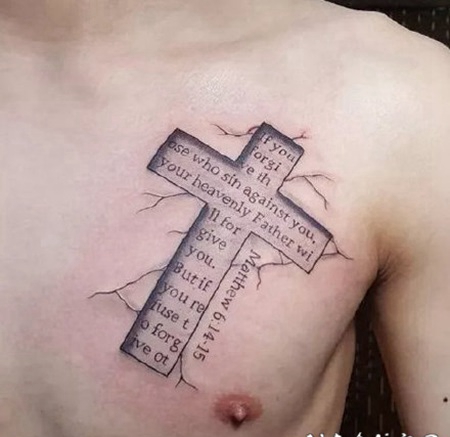 好看的十字架纹身主题作品图案