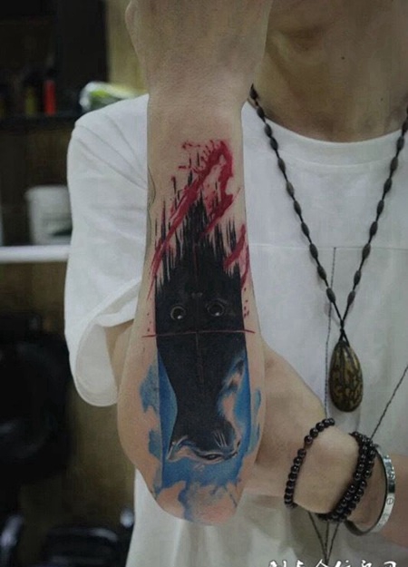 欧式风情冷酷猫杀手，手臂彩绘纹身