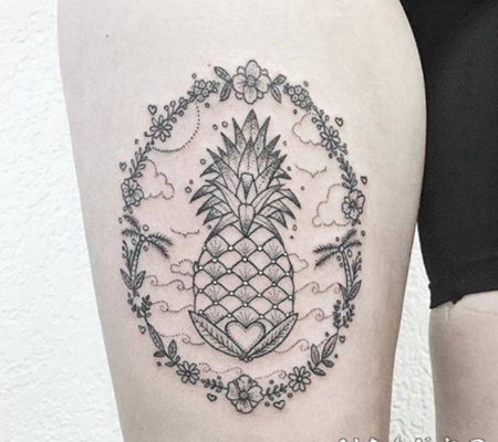 凤梨和菠萝的纹身图片欣赏